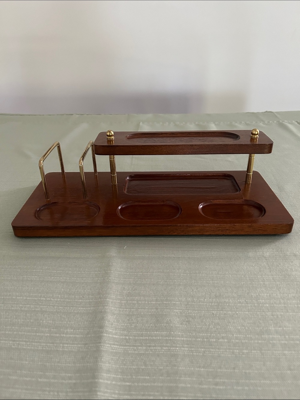 MCM Mens Wooden Valet/Organizer with Brass Accents excellent condition